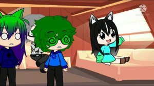 Зима ,холода кто-то выпал из окна/meme/13 карт