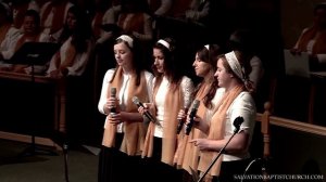 Словно травы, шелестят слова..