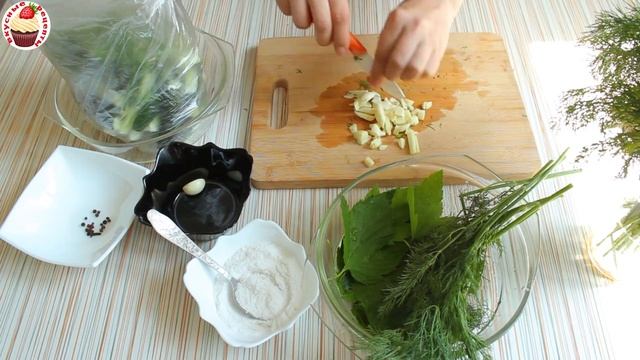 БЫСТРЫЕ МАЛОСОЛЬНЫЕ ОГУРЦЫ за 5 минут в пакете. БЫСТРО и ВКУСНО!