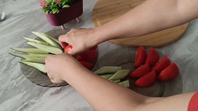 Көкөністен ассорти. Нарезка из овощей смотреть онлайн