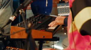 Call Me // Blondie // POMPLAMOOSE