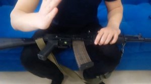 Как отсоединить магазин от автомата Калашникова