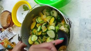 Салат из огурцов Пикули Огурцы кружочками Огурцы с горчицей кориандром куркумой Огурцы для бургеров