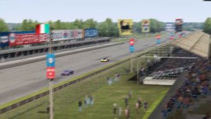 Hennesey Venom F5 vs Bugatti Chiron at Monza Road Course