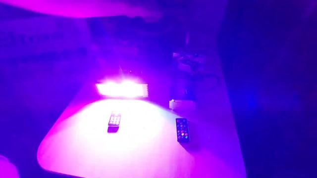 Обзор Стробоскопов двойной RGB 40 W и MINI Стробоскоп 48 Led 10W RGB яркая светомузыка смотреть онлайн