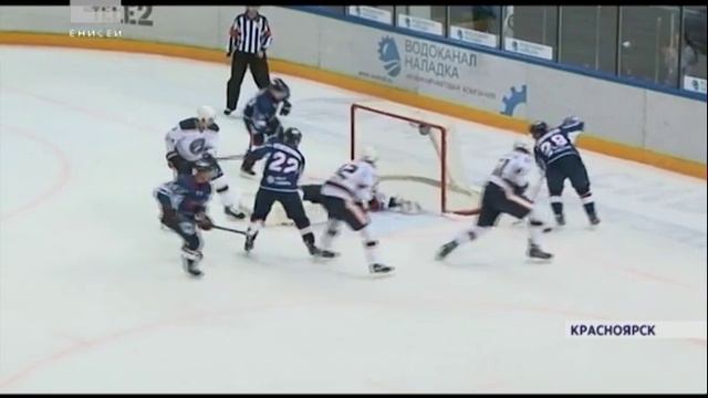 Красноярский "Сокол" одержал очередную победу в чемпионате ВХЛ (Новости 02.11.16) смотреть онлайн