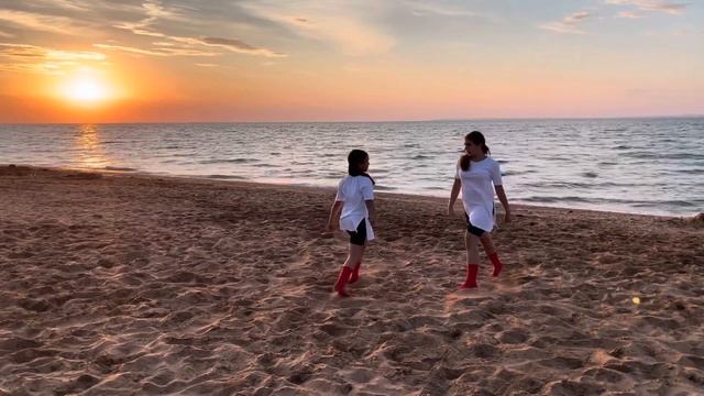 «Примирение» фрагмент на восходе солнца. Ароян Анна и Мария смотреть онлайн