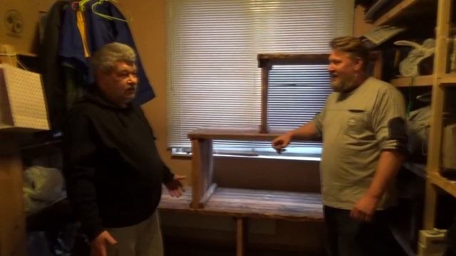 Стеллаж для дубовых бочек. Брашировка, состаривание древесины. смотреть онлайн