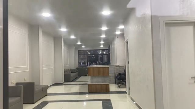 Батуми квартиры на бульваре Леха и Марии Качинских в прекрасным проектом с мостом на бассейн смотреть онлайн