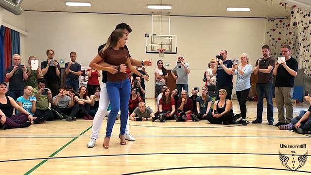 Ronie & Johanna | Kizomba Fusion | Katie Melua - Nine Million Bicycles смотреть онлайн