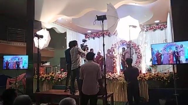 КАЖДЫЙ ДЕНЬ ПРАЗДНИК В ИНДИИ ТИРУВАННАМАЛАЙ смотреть онлайн