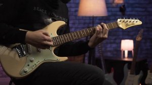 Ibanez AZES31 - электрогитара SSS с возможностью звучания хамбакеров