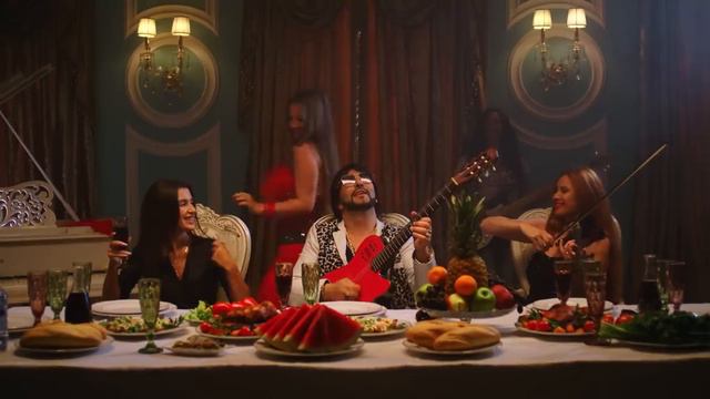 Александр Марцинкевич feat. Григорий Есаян - ONA SERA _ Премьера 2023 [dZTiuwFi-VM] смотреть онлайн