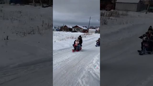 Катание на снегокатах с мотором.) снегоходы смотреть онлайн