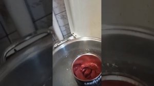 Оформление бутылки домашнего напитка сургучом. Посмотрим что выйдет.