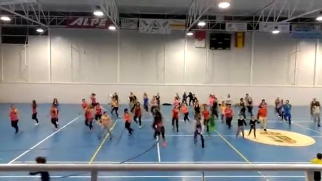 Máster Zumba Sta.C смотреть онлайн