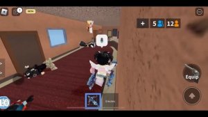 Играю С ТЕЛЕФОНА в ММ2?