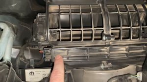 How To Change A 2018 - 2021 Jeep Wrangler Cabin AC Air filter - Replace Remove Replacement Location