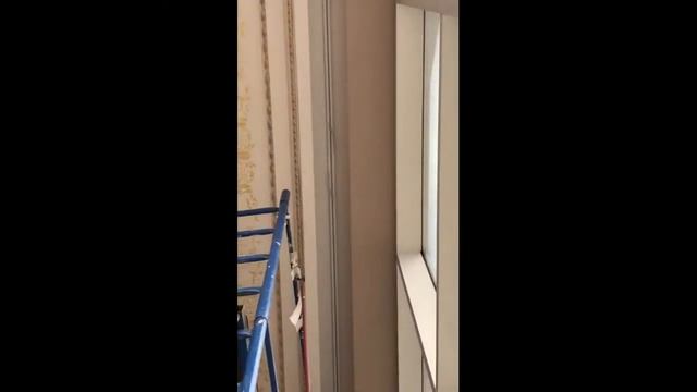 Карнизы с электроприводом установленные на высоте 6 метров