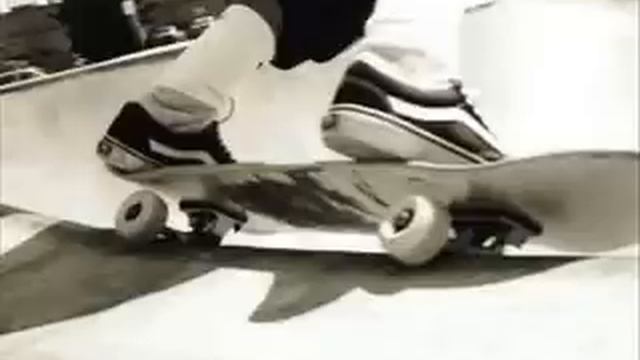 HUSH-FIRED UP (Frodou) смотреть онлайн