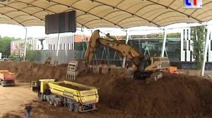 CAT 325C LN, 365B L, 966H ... Mercedes-Benz Arena Stuttgart, 17.06.2010.