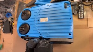 How To Open Vacuum Cleaner - Bosch BWD417 / BWD420 / BWD421 / Zelmer ZVC752 / ZVC762 (VC792)