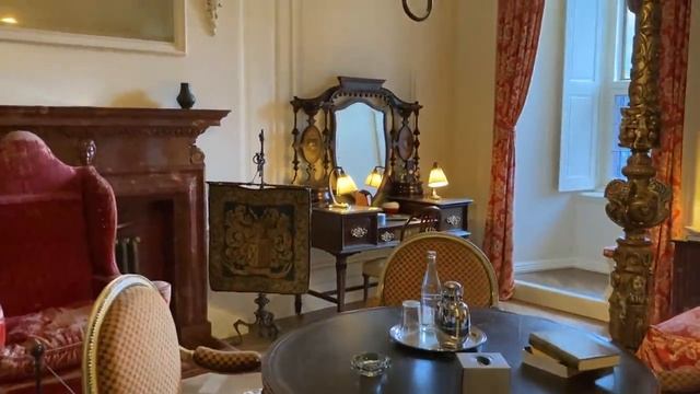 Замок Ротшильдов/Интерьер/Роскошь и комфорт