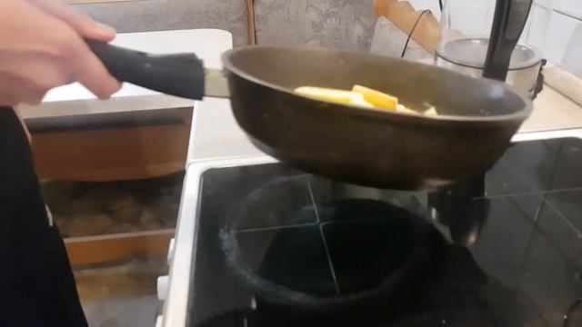 ЖАРЕНАЯ КАРТОШКА! (ПРАВИЛЬНЫЙ ПРИНЦИП ЖАРКИ КАРТОФЕЛЯ) смотреть онлайн