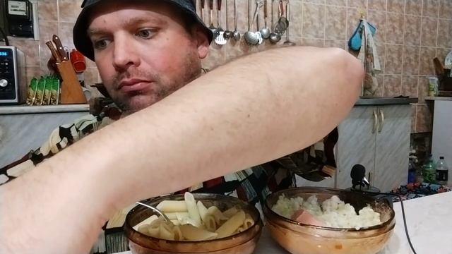 МУКБАНГ соус Песто с рисом и макаронами / ОБЖОР вечерний смотреть онлайн