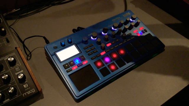 Ambient IDM live jam // with KORG Electribe 2 - "Sketch in C" смотреть онлайн