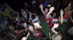 Тверкуем Вместе! Дискотека в детском лагере. Родителям смотреть запрещено.