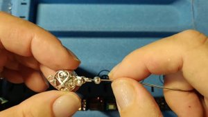 38.DIY. МК. Как правильно и профессионально собирать браслеты, бусы, используя кримпы.