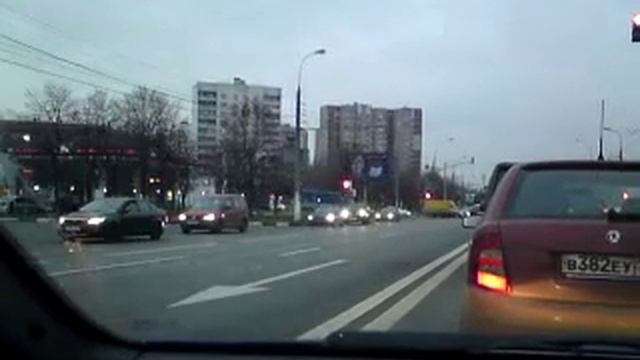 Езда задним ходом /Волгоградский пр-т/