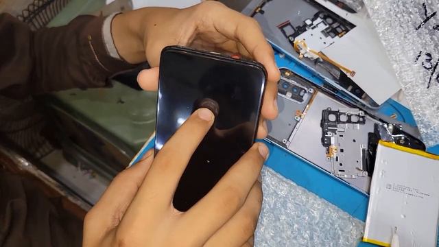 Замена экрана Repair Your Destroyed Vivo Y16 Phone With An LCD Combo Replacement