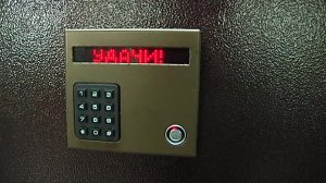 Домофон снова не пускает домой. Пранк.