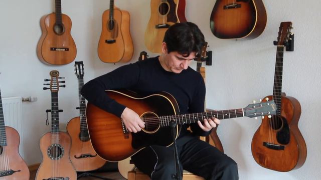 Gibson J-45 1958 - cool vintage Gibson sound - dry and bouncy! смотреть онлайн