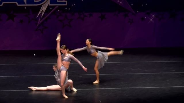 INNOVATION Dance Company - Teen Contemporary Trio - Experience смотреть онлайн