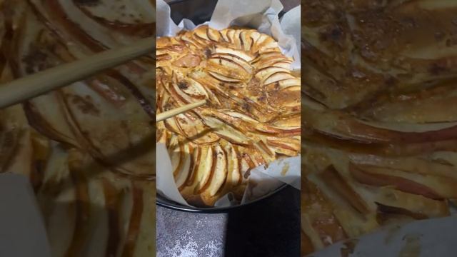 Электрический духовой шкаф Midea MO98270CGB Яблочный пирог на молоке смотреть онлайн