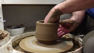 Изготовление Крынки на гончарном круге.