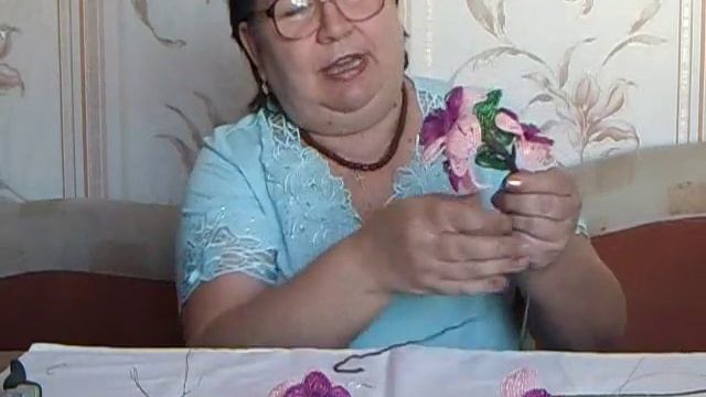 Бисероплетение для начинающих (Орхидея 2 часть) Мастер-класс