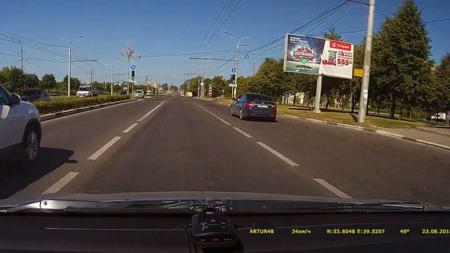 SilverStone F1 Sochi Z vs КРИС П в лоб, режим Город2 смотреть онлайн