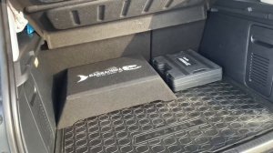 Активный сабвуфер DL Audio Barracuda 12A Flat в Renault Kaptur