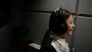 Записываем песню в студии