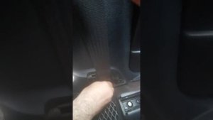 Как быстро и без разборки разблокировать ремень безопасности на тойота Lc 200