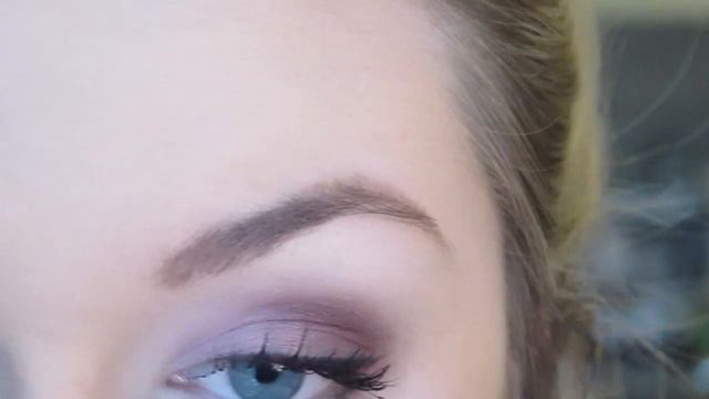 Frozen's Elsa Inspired Hair & Makeup || Skylar Kervin смотреть онлайн