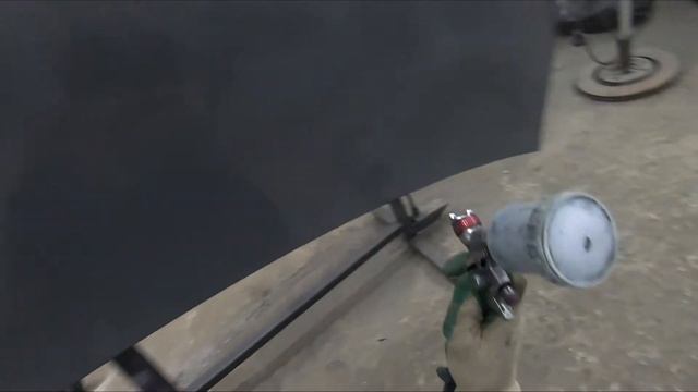 Крышка багажника BMW E60, немного рихтуем подготавливаем и красим. смотреть онлайн