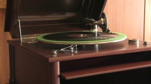 International Novelty Orchestra - EL CHOCLO - Argentine Tango 1928. Columbia grafonola model 50