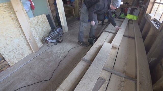 Карантин в деревне. Строим баню своими руками ч.2. (Половые лаги) #домвдеревне #строимбаню #баняDIY