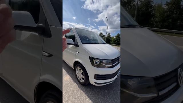 Фольксваген с зеленой автотекой. каравелла мультивен микроавтобус