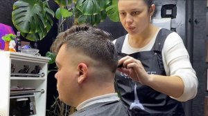 МУЖСКАЯ СТРИЖКА МАШИНКОЙ с ПЕРЕХОДОМ \ Men's haircut FADE